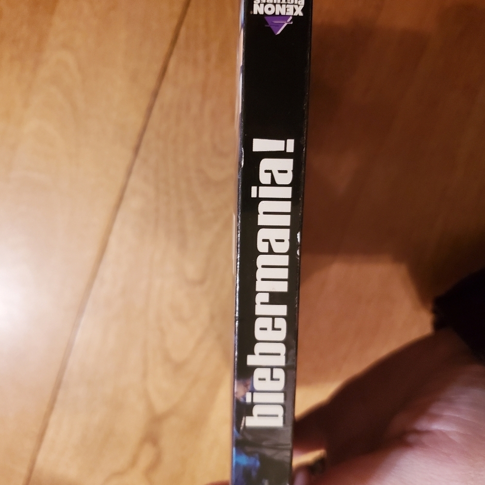 Bieber, Justiin - Biebermania! - DVD -  Usher,Justin Bieber-Various - Picture 2 of 5
